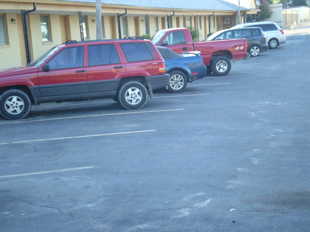 Sunrise Inn - Brownsville Esterno foto
