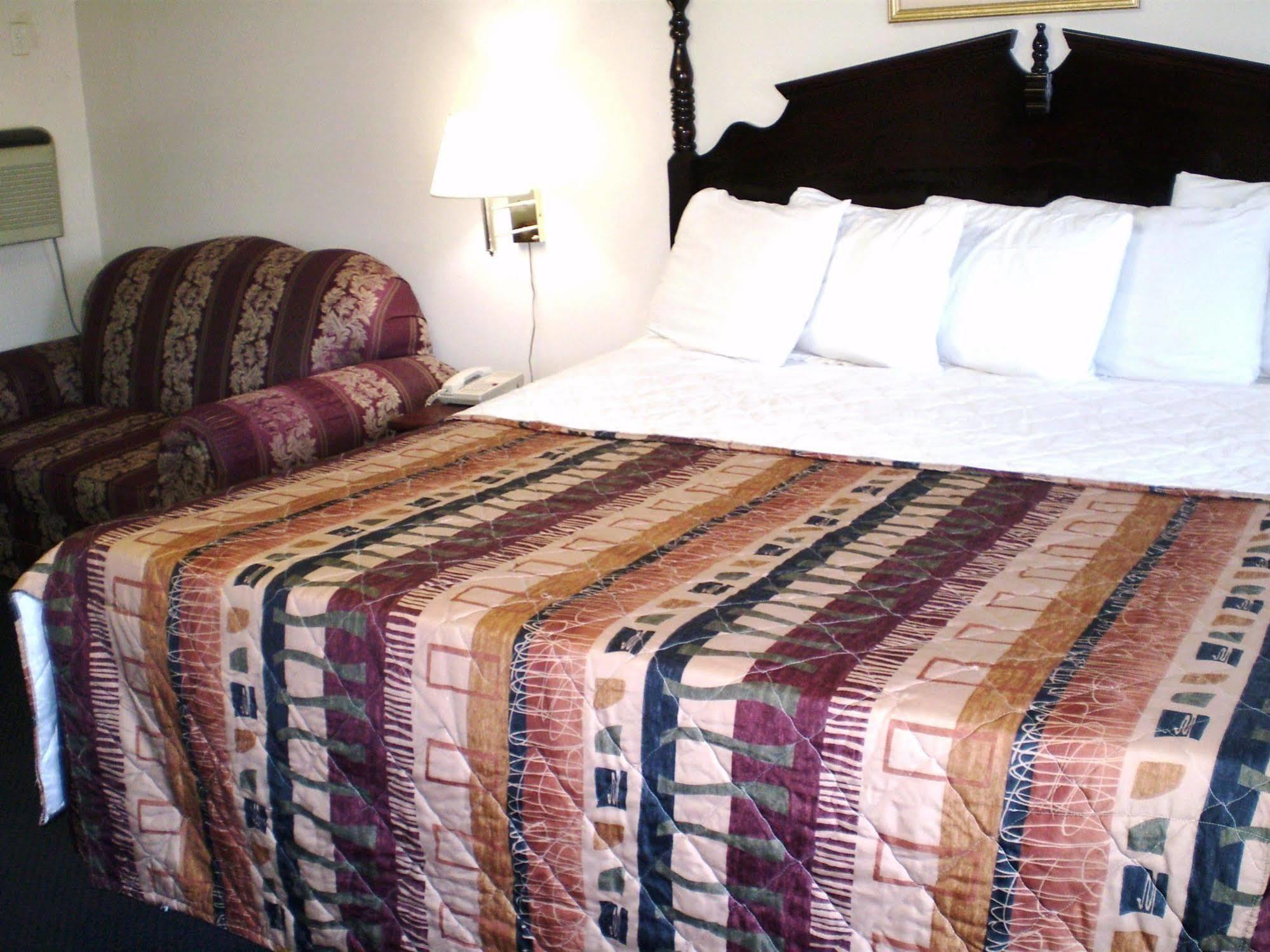 Sunrise Inn - Brownsville Esterno foto